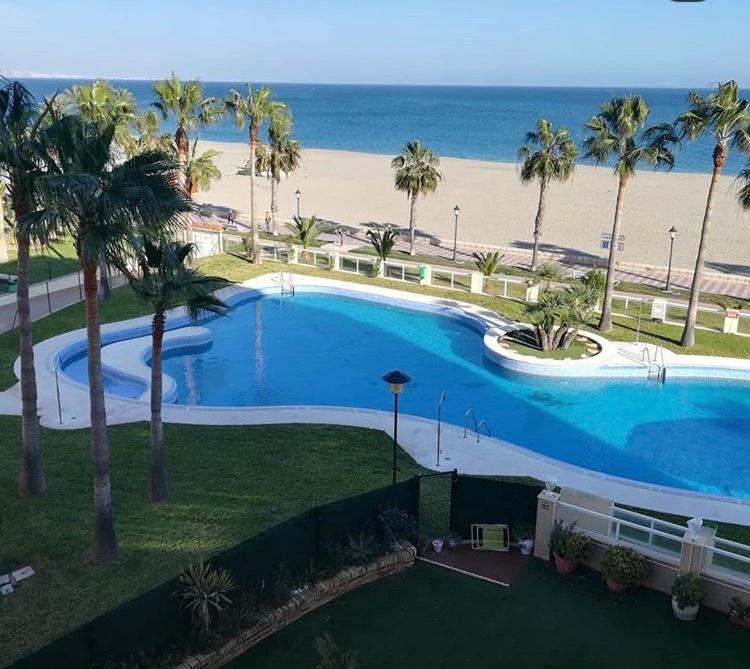 Primera Linea De Playa Apartment *